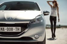 PEUGEOT 208 3-კარიანი 2011 08